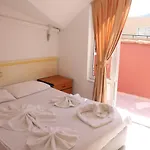Flash 4*